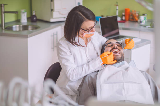 Best Urgent Tooth Repair  in Minneapolis, KS